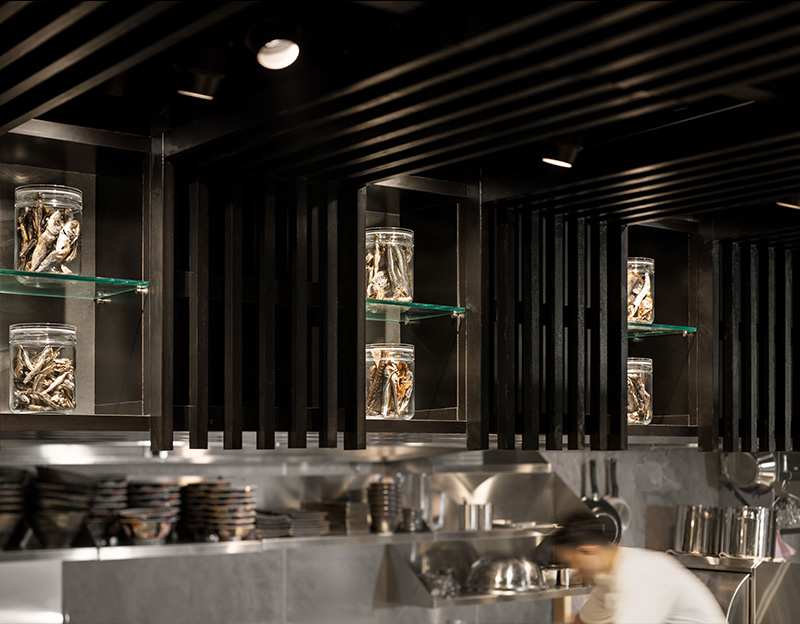 鶏soba座銀 横浜西口店